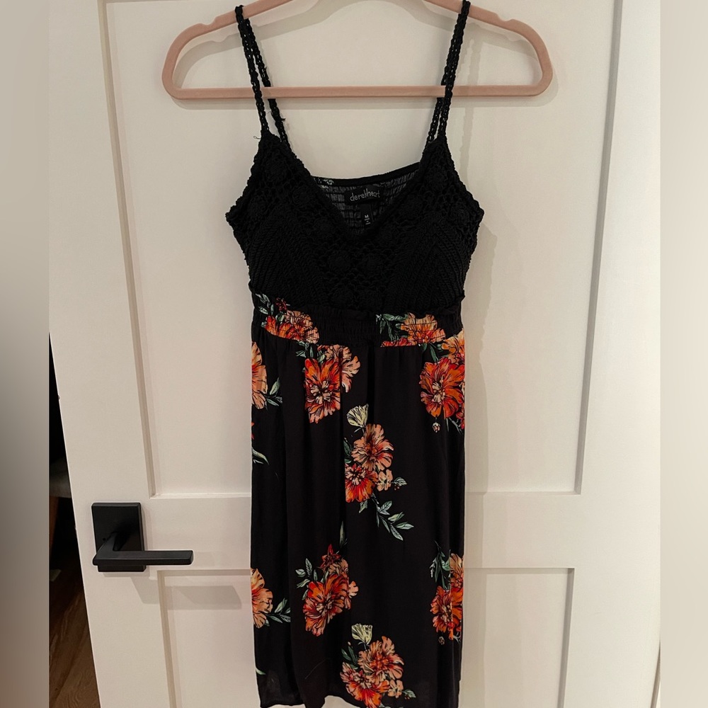 Black Floral Summer Dress - NWOT - Medium - Picture 1 of 5
